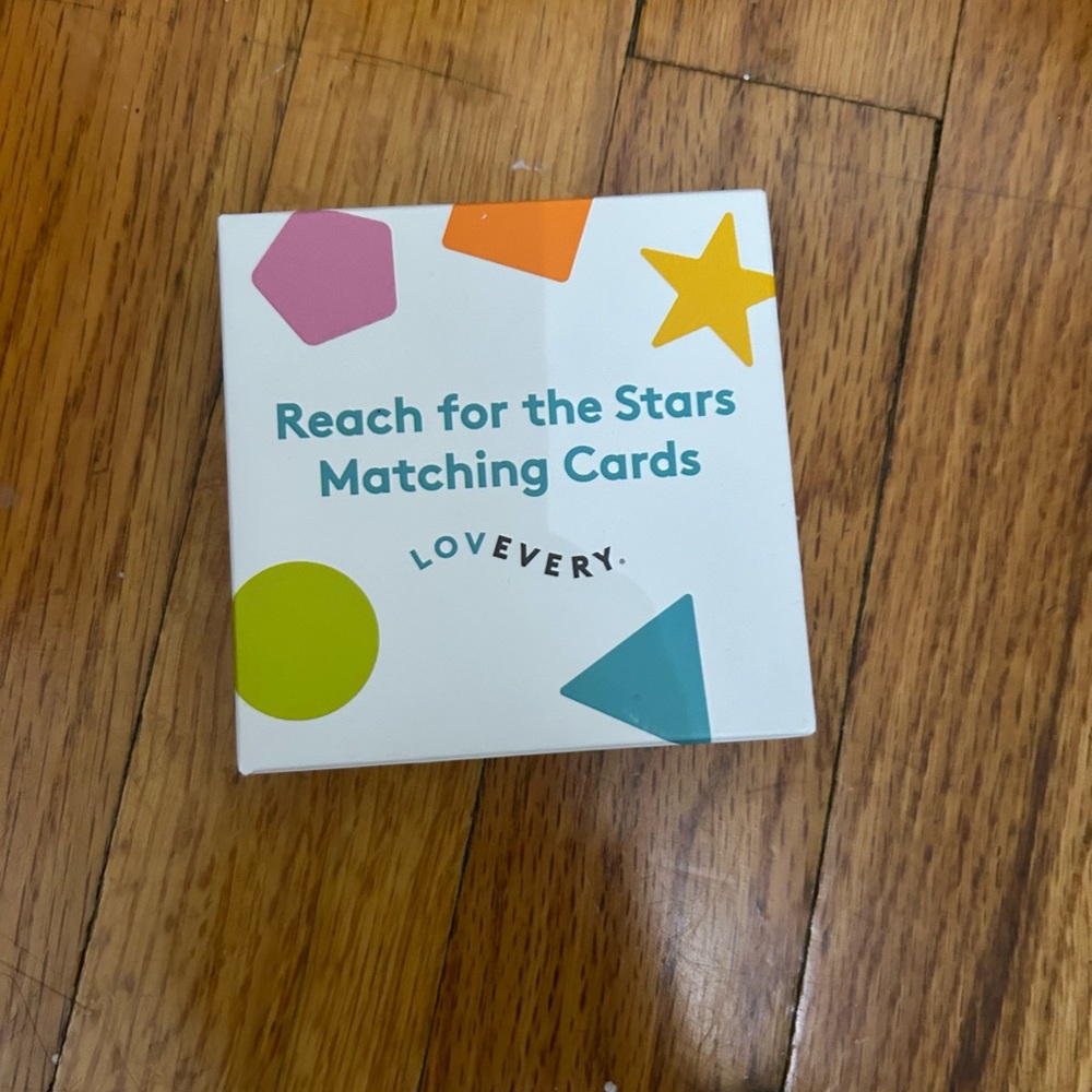 Lovevery Reach for the Stars Matching Game